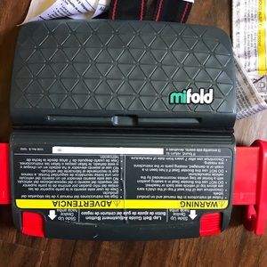 Mifold booster seat!